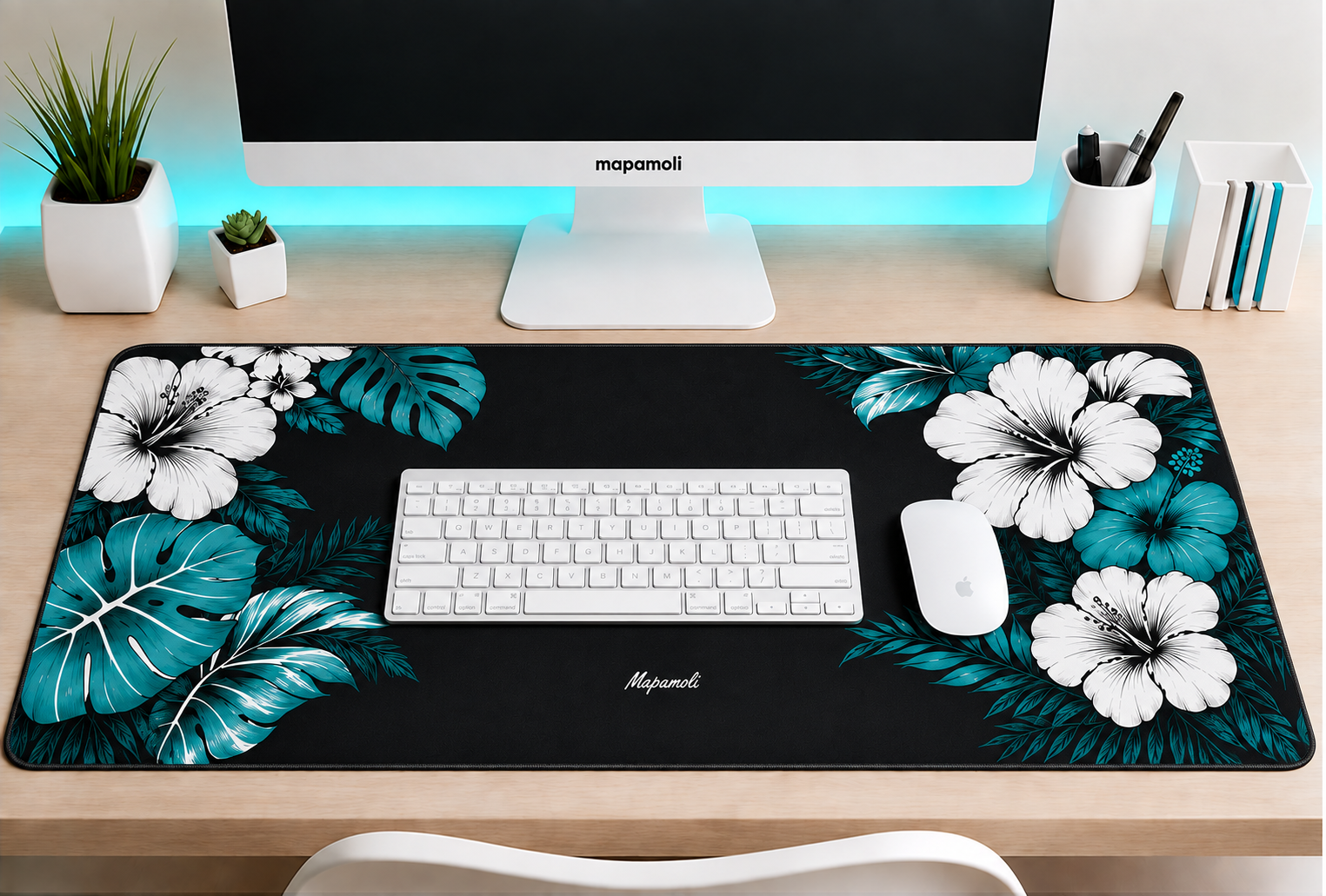 Hibiscus & Monstera Mapamoli desk mat