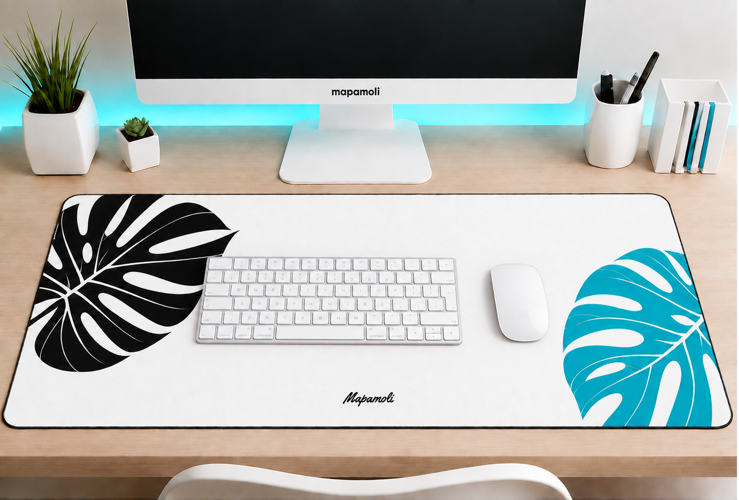 Monstera White Mapamoli desk mat