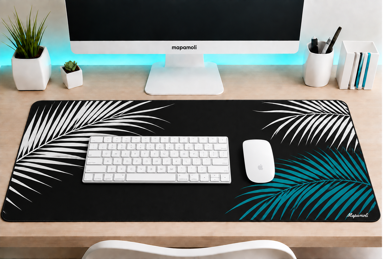 Palm Black Mapamoli desk mat